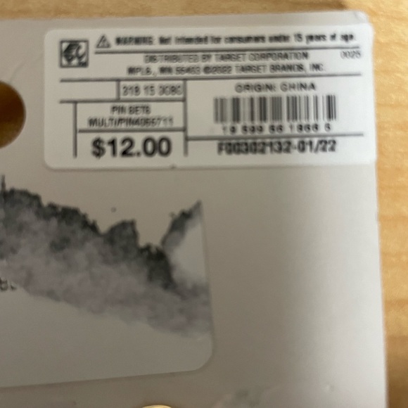 #takepride Equality pins for clothes and backpacks - Picture 3 of 3